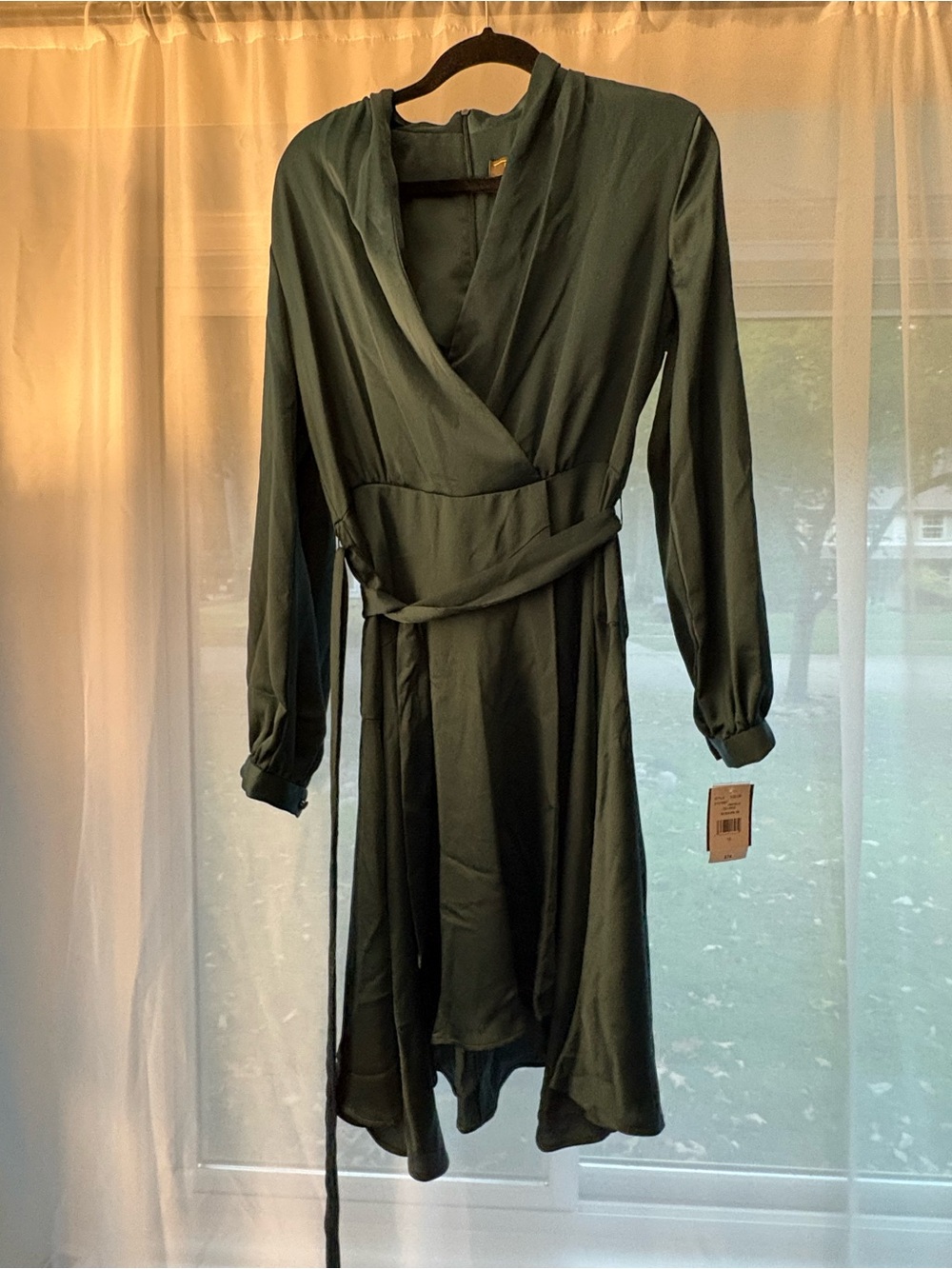 Wrap-Style Long Sleeve Midi Dress in Deep Green